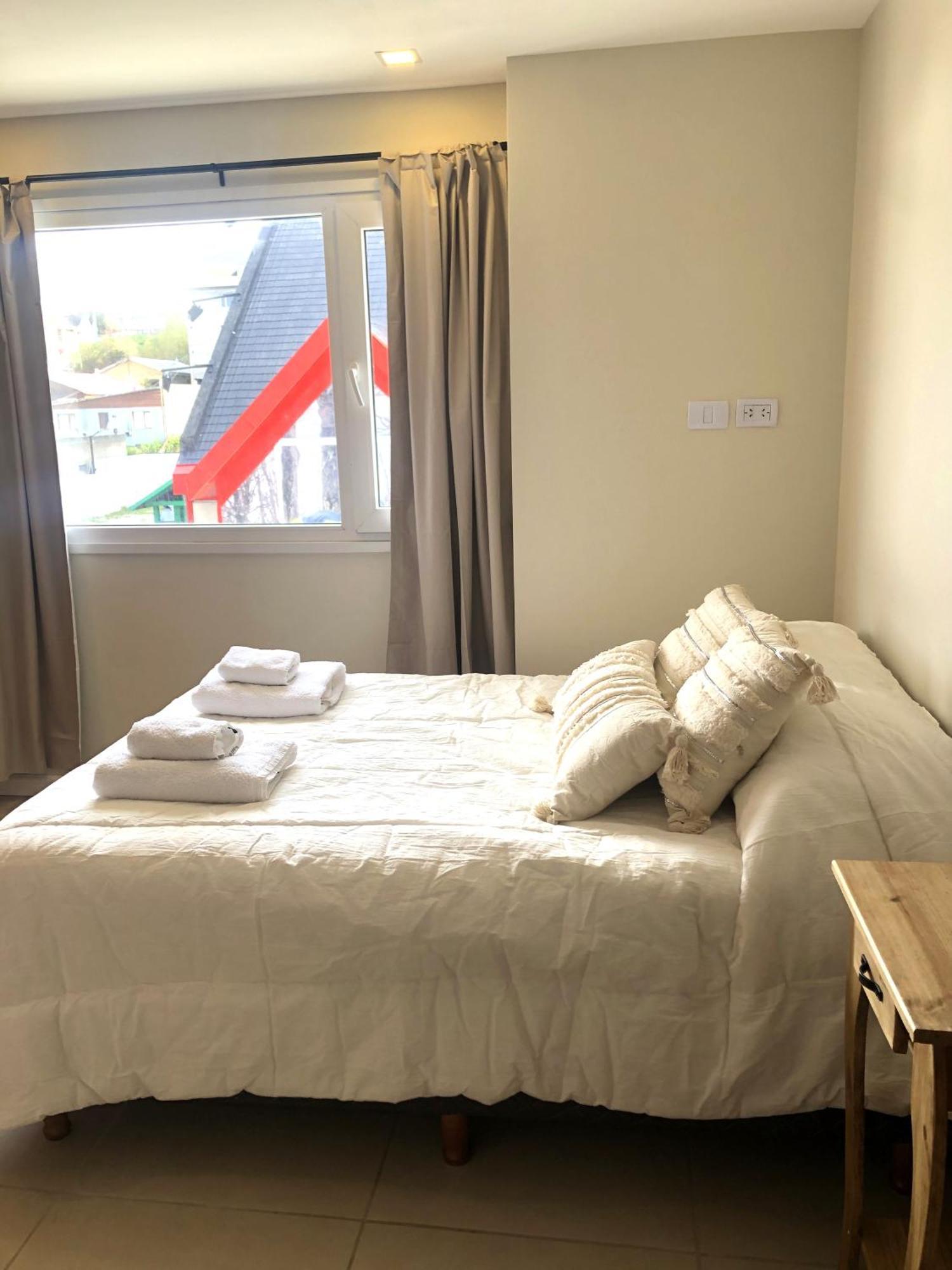 Gray Fox Apartments San Martin Ушуая Экстерьер фото