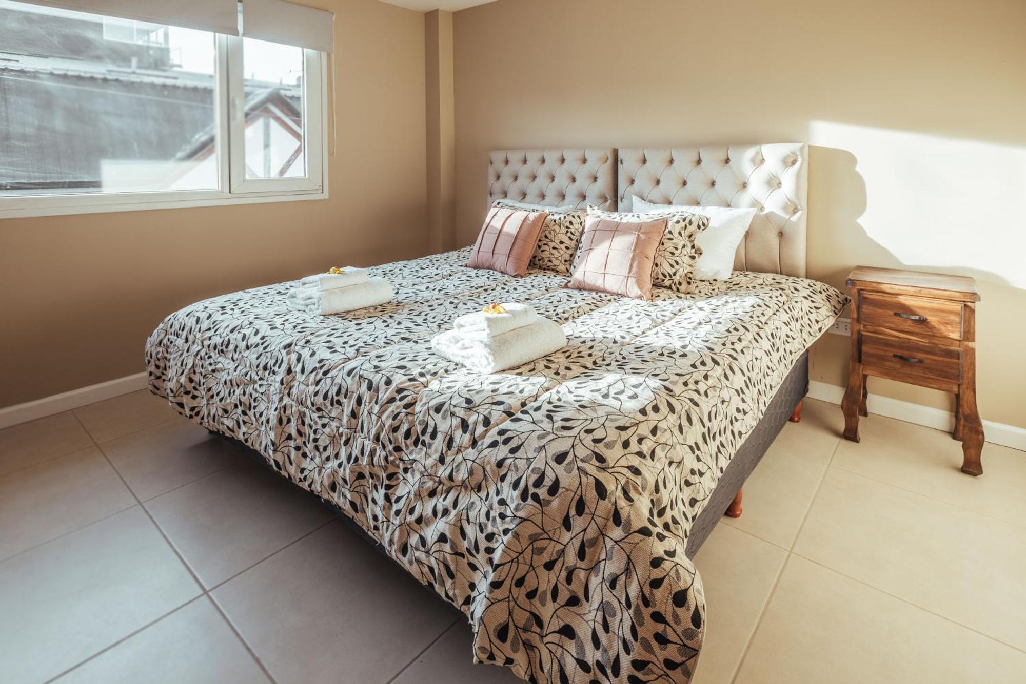 Gray Fox Apartments San Martin Ушуая Экстерьер фото